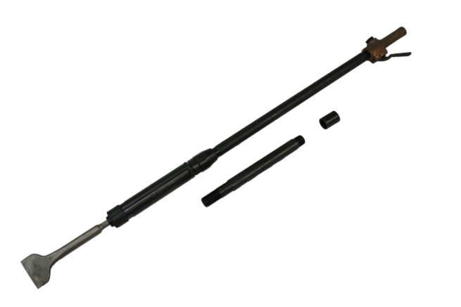 Long Reach scaler assembled at 48" overall length | Texas Pneumatic Tools, Inc.